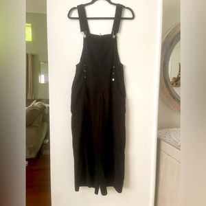 NWT PINKBLUSH MATERNITY black wide leg corduroy overalls!